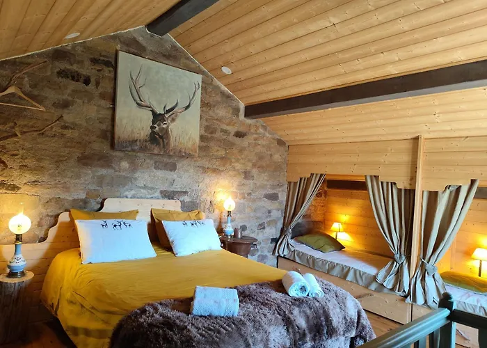 Charmante Maisonnette En Pierre Pres D'epinal - Fr-1-589-804 Uzemain